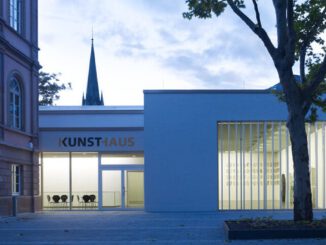 Kunsthaus Wiesbaden öffnet nach Sanierung Ateliers bei Kurzer Nacht der Galerien und Museen