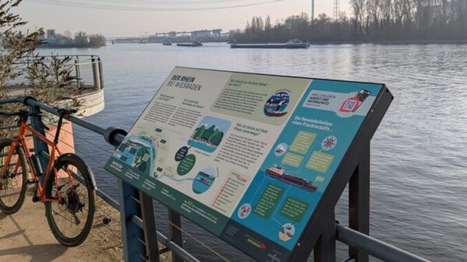 Wiesbaden installiert neun Informationstafeln an Rhein und Main Wiesbaden installiert neun Informationstafeln an Rhein und Main